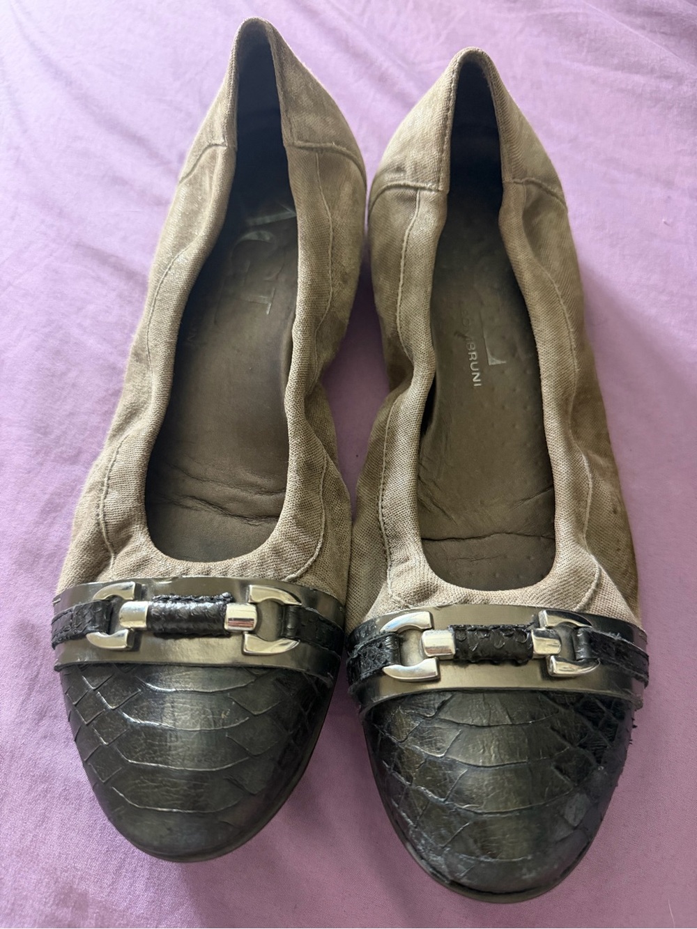 AGL Attilio Giusti Leombruni leather ballet flats